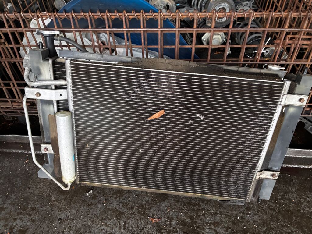 Радиатор ДВС на Mitsubishi Colt Z25A 4G19 FX-036-7776  FX-036-7776A  MR993323  TD-036-7776  TD-036-7776A