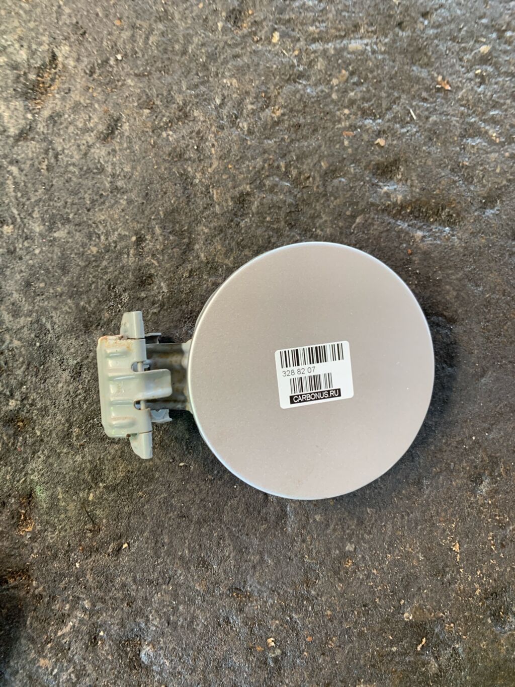 Лючок на Toyota Vitz SCP10