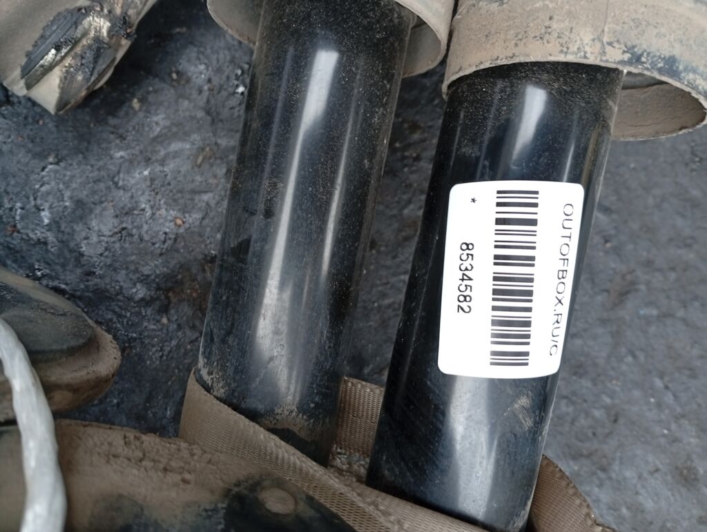 Амортизатор на Honda Stepwgn RK5 Фото 2