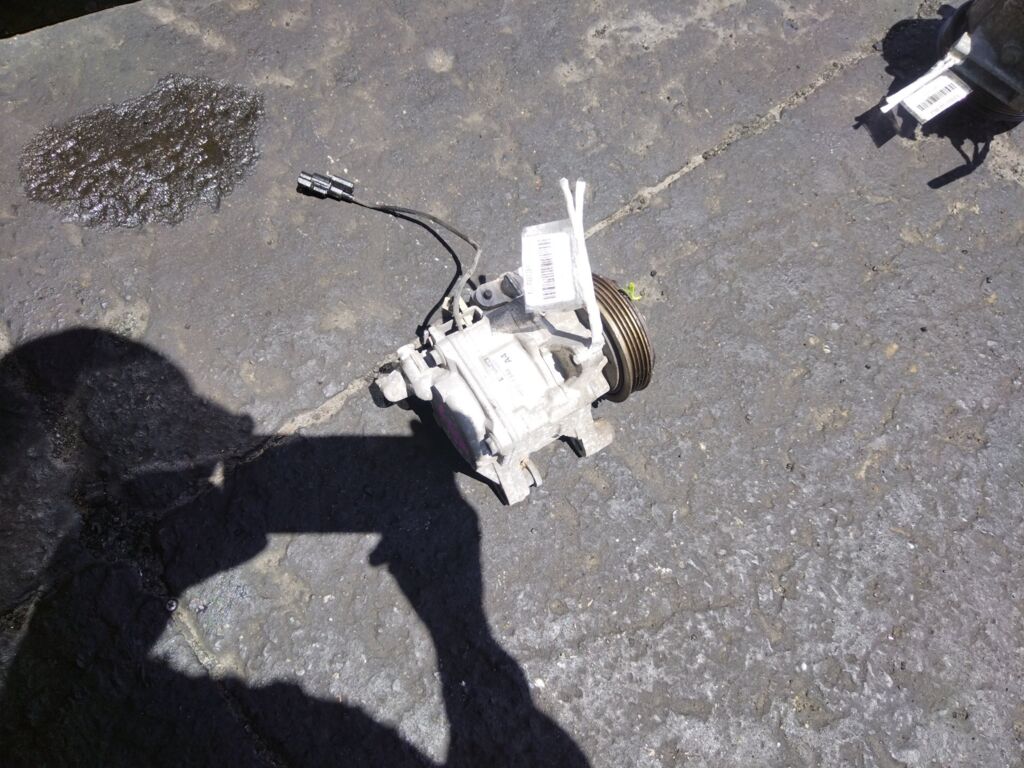 Компрессор кондиционера на Honda N-Wgn JH1 S07A