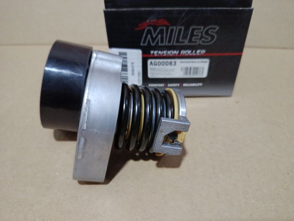 Ролик натяжной Miles на Mercedes-Benz W212.048 Фото 2