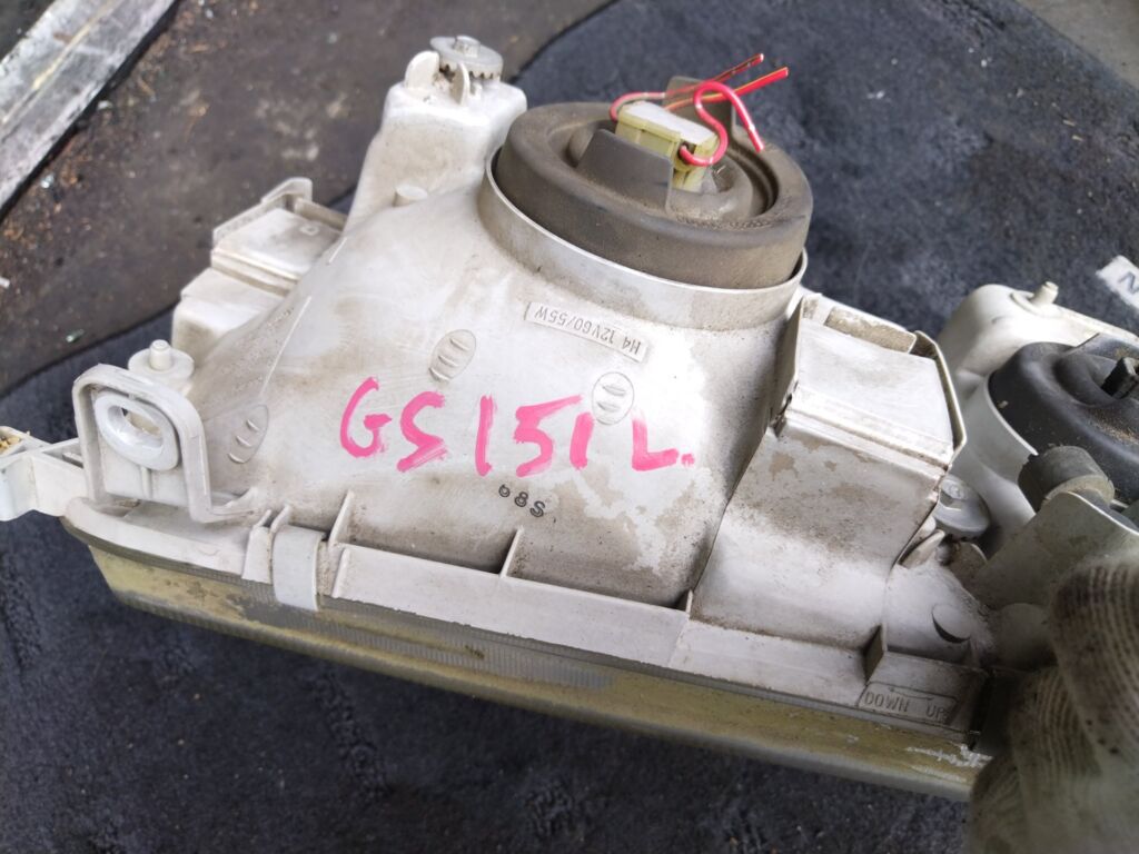 Фара на Toyota Crown GS151 30-208, Левое расположение