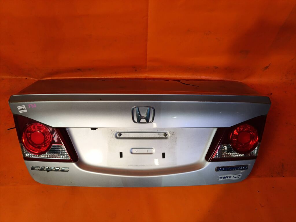Крышка багажника на Honda Civic FD3 P5376