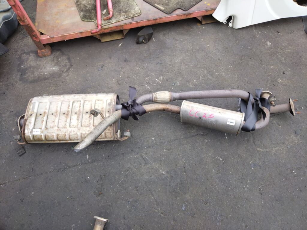 Глушитель на Nissan Serena CC25 MR20DE Фото 2