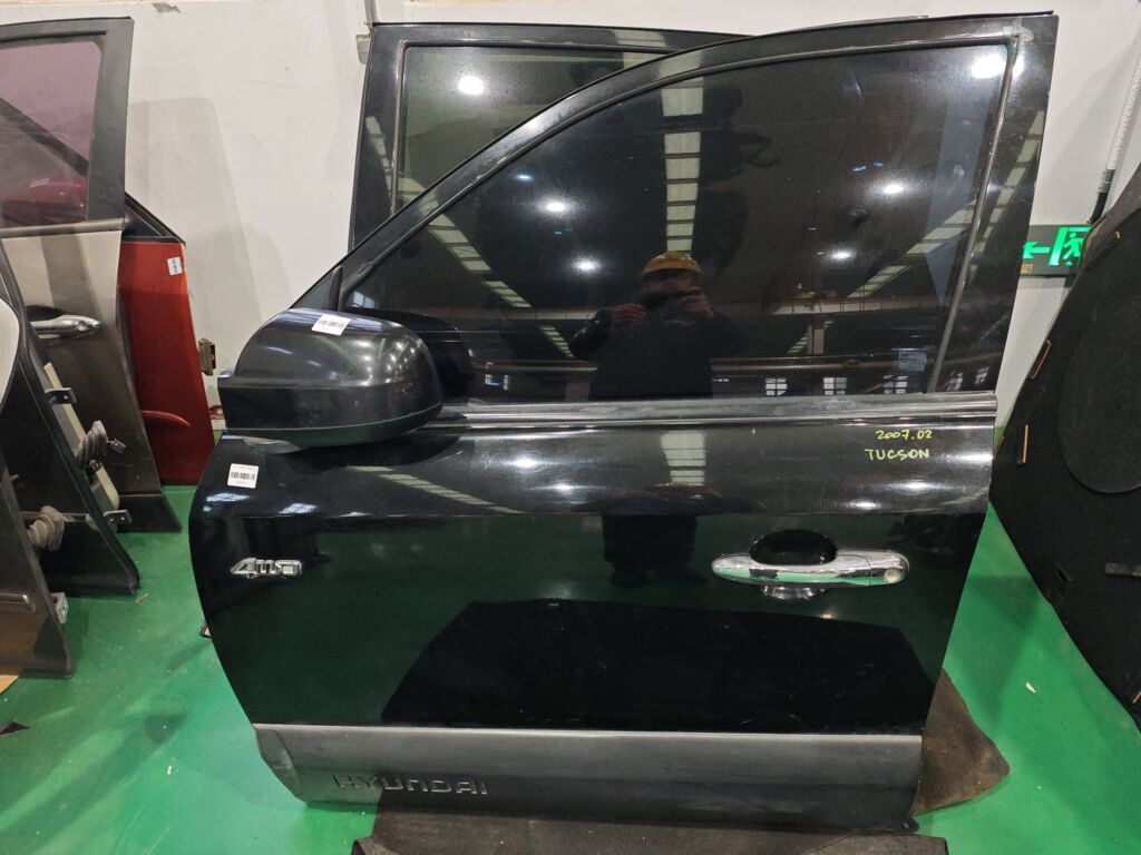 Дверь боковая на Hyundai Tucson JM, Переднее Левое расположение