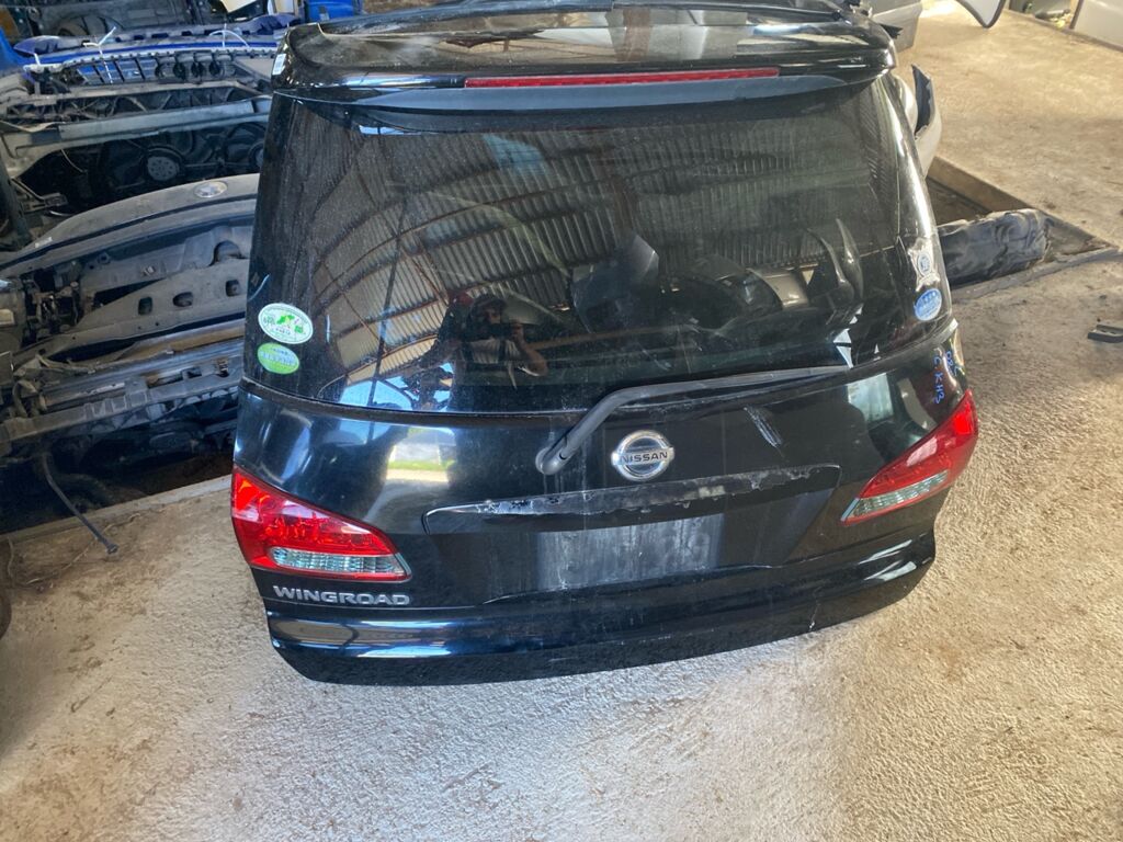Дверь задняя на Nissan Wingroad JY12