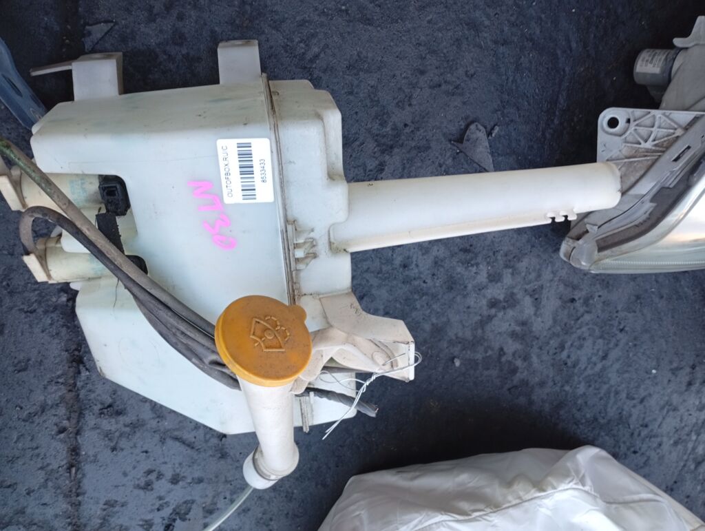 Бачок омывателя на Nissan X-Trail NT30 28910 8H300  CL-6437