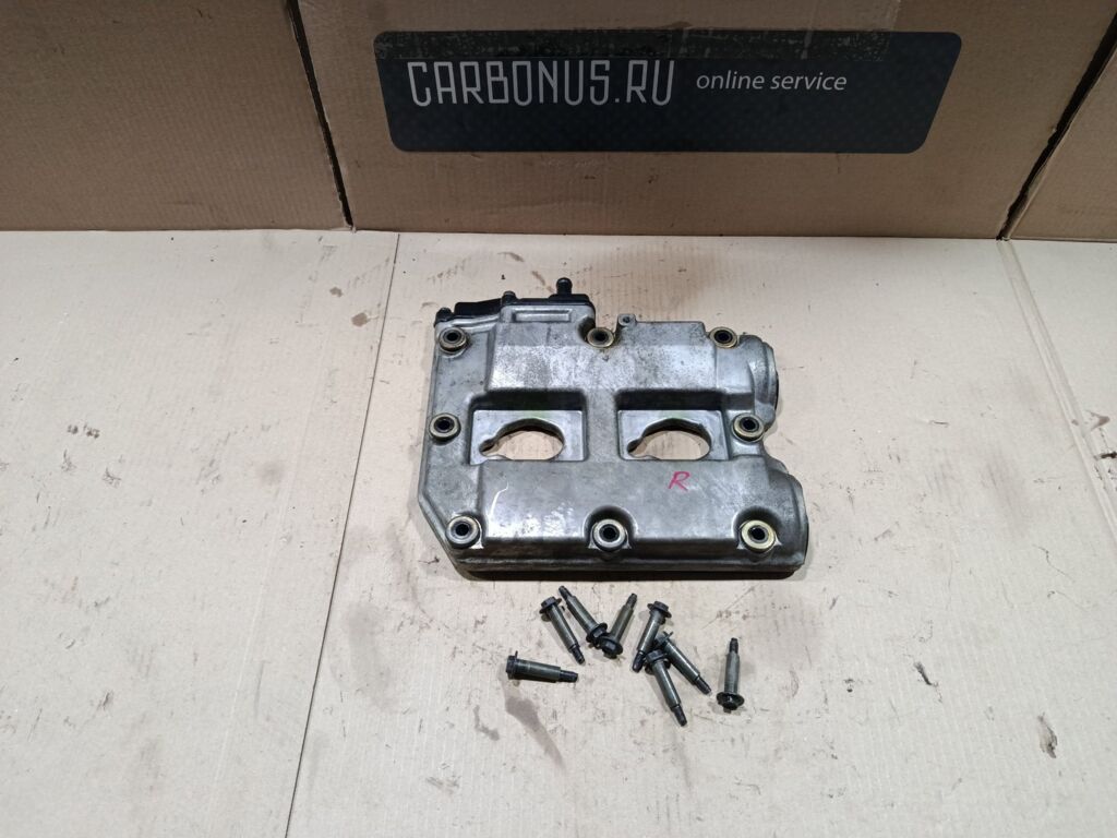 Клапанная крышка на Subaru Legacy Wagon BH5 EJ206 Фото 3
