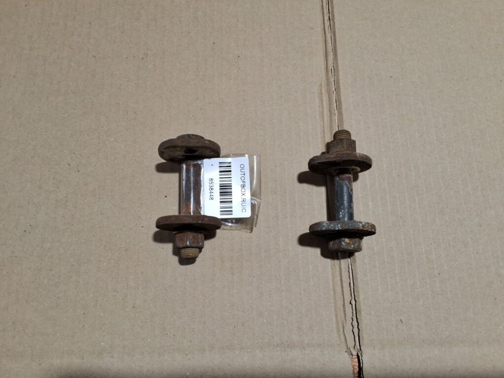 Болт эксцентриковый на Toyota Chaser JZX105 1JZ-GE 48190-22030, Заднее расположение
