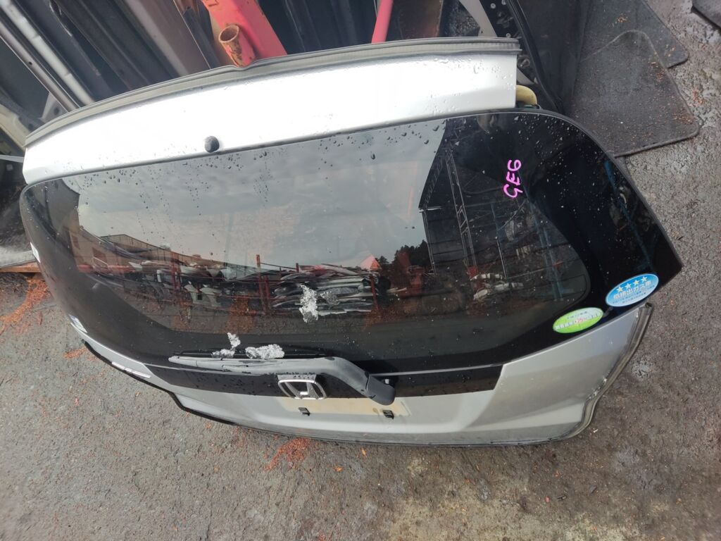 Дверь задняя на Honda Fit GE6