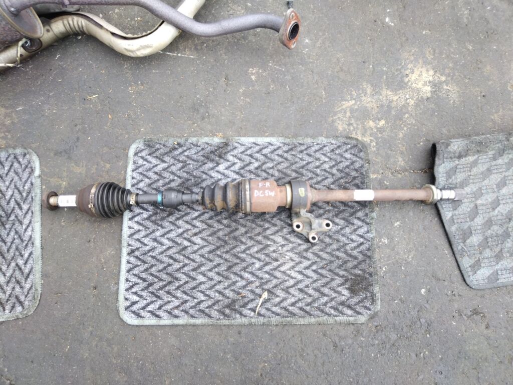 Привод на Mazda Verisa DC5W ZY-VE, Переднее Правое расположение