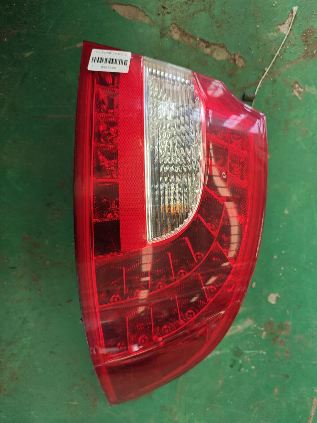 Стоп на Skoda Superb 3T 220-20044 3TD945096, Правое расположение