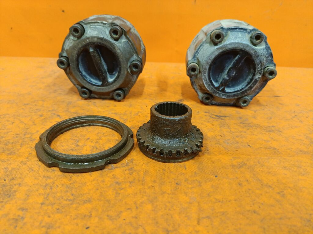 Обгонная муфта на Nissan Atlas R8F23 QD32 40250-32G01