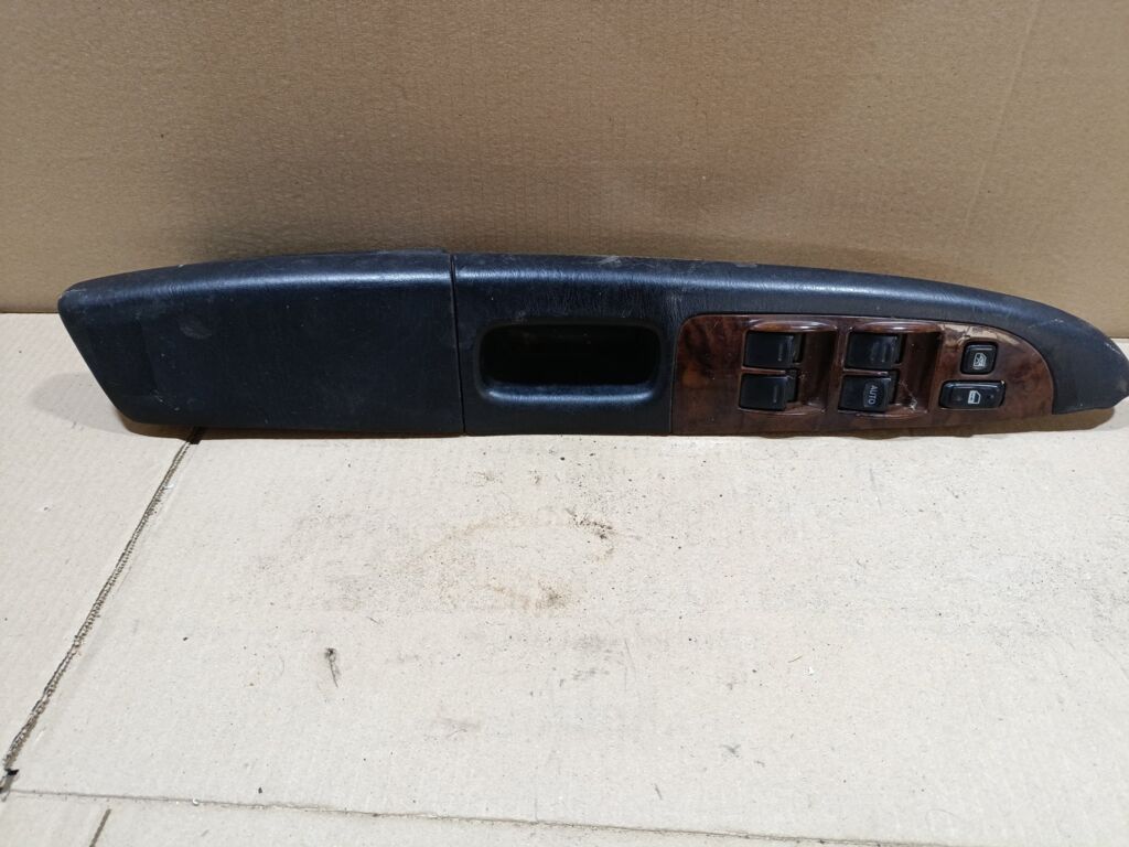 Блок упр-я стеклоподъемниками 84820-21020 на Toyota Caldina ST215G Фото 2