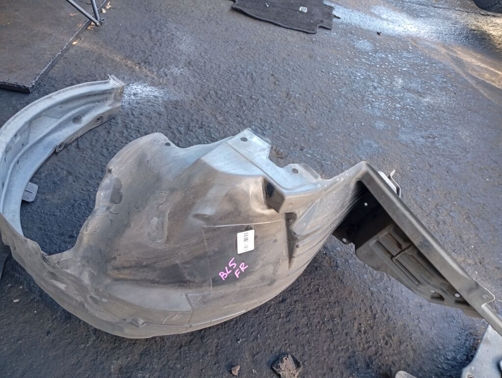 Подкрылок на Subaru Legacy BL5 EJ204 59110-AG000, Переднее Правое расположение