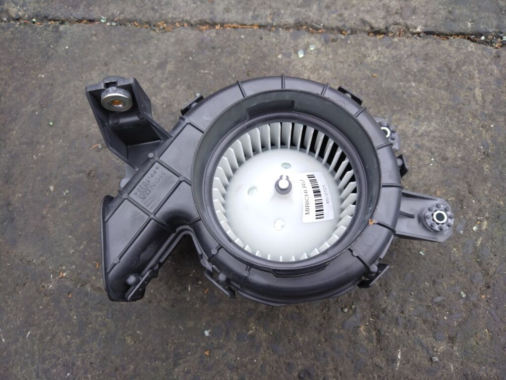 Мотор охлаждения батареи 1J810-RBJ-0031 на Honda Insight ZE2 Фото 2