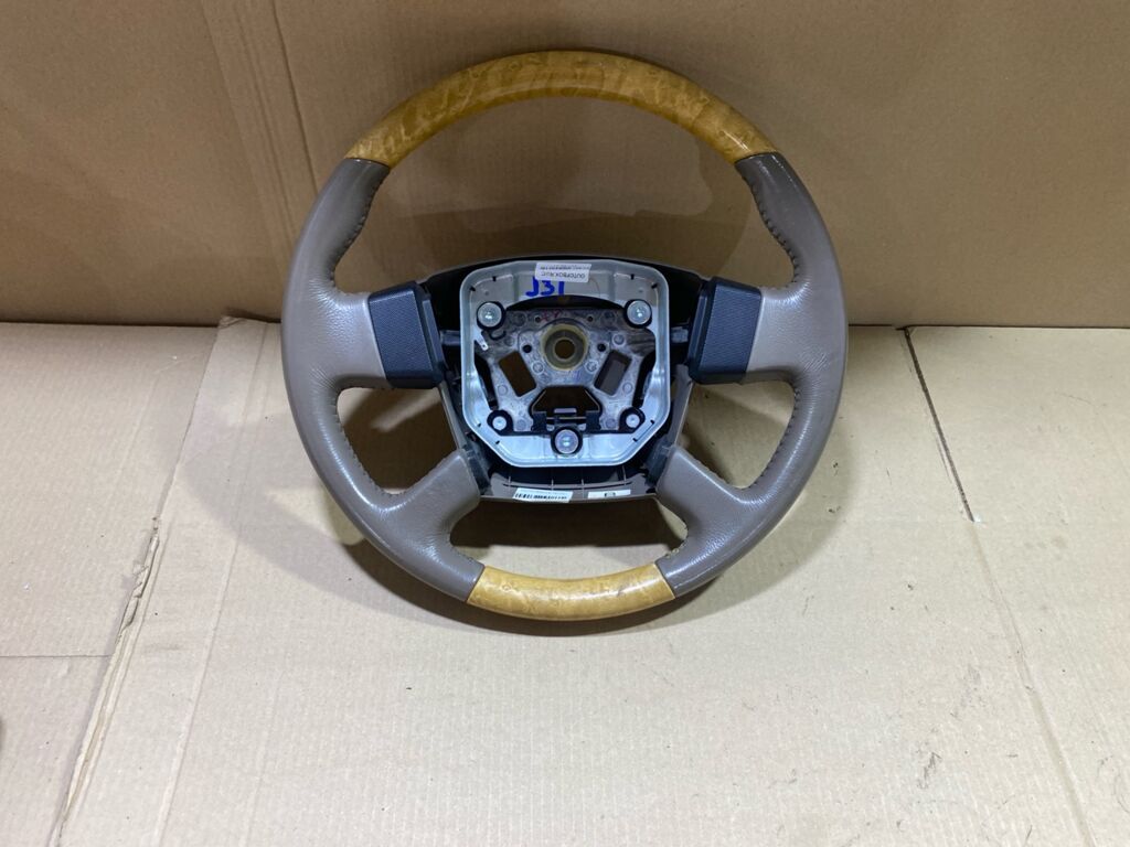 Руль на Nissan Teana J31