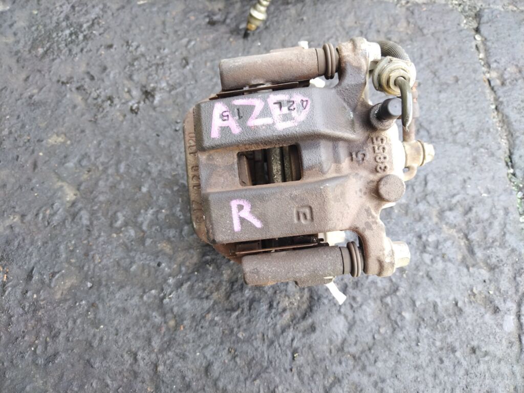 Суппорт на Nissan Leaf AZE0 EM57, Заднее расположение