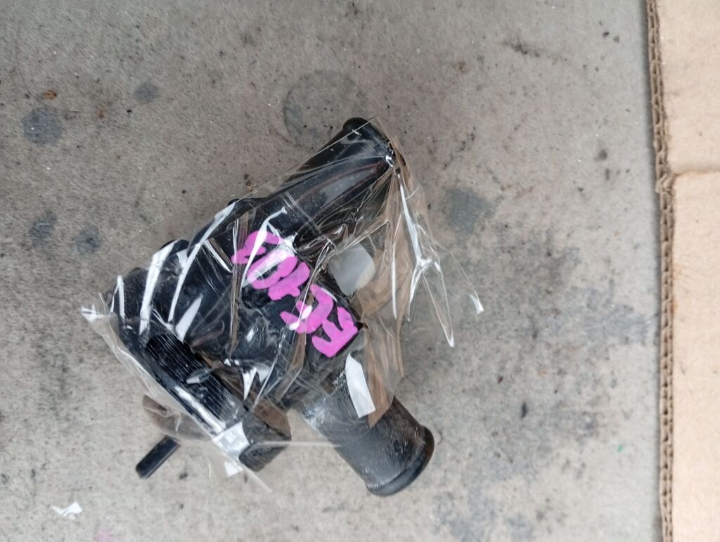 Клапан отопителя на Toyota Corolla AE100 5A-FE 87240-12250