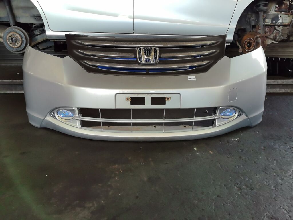 Бампер на Honda Freed GB3 P3726, Переднее расположение