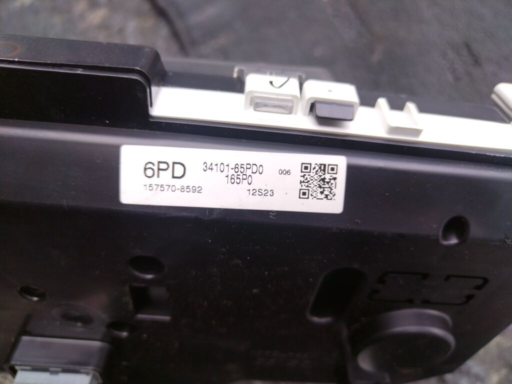 Спидометр на Suzuki Hustler MR41S R06A 34101-65PD0