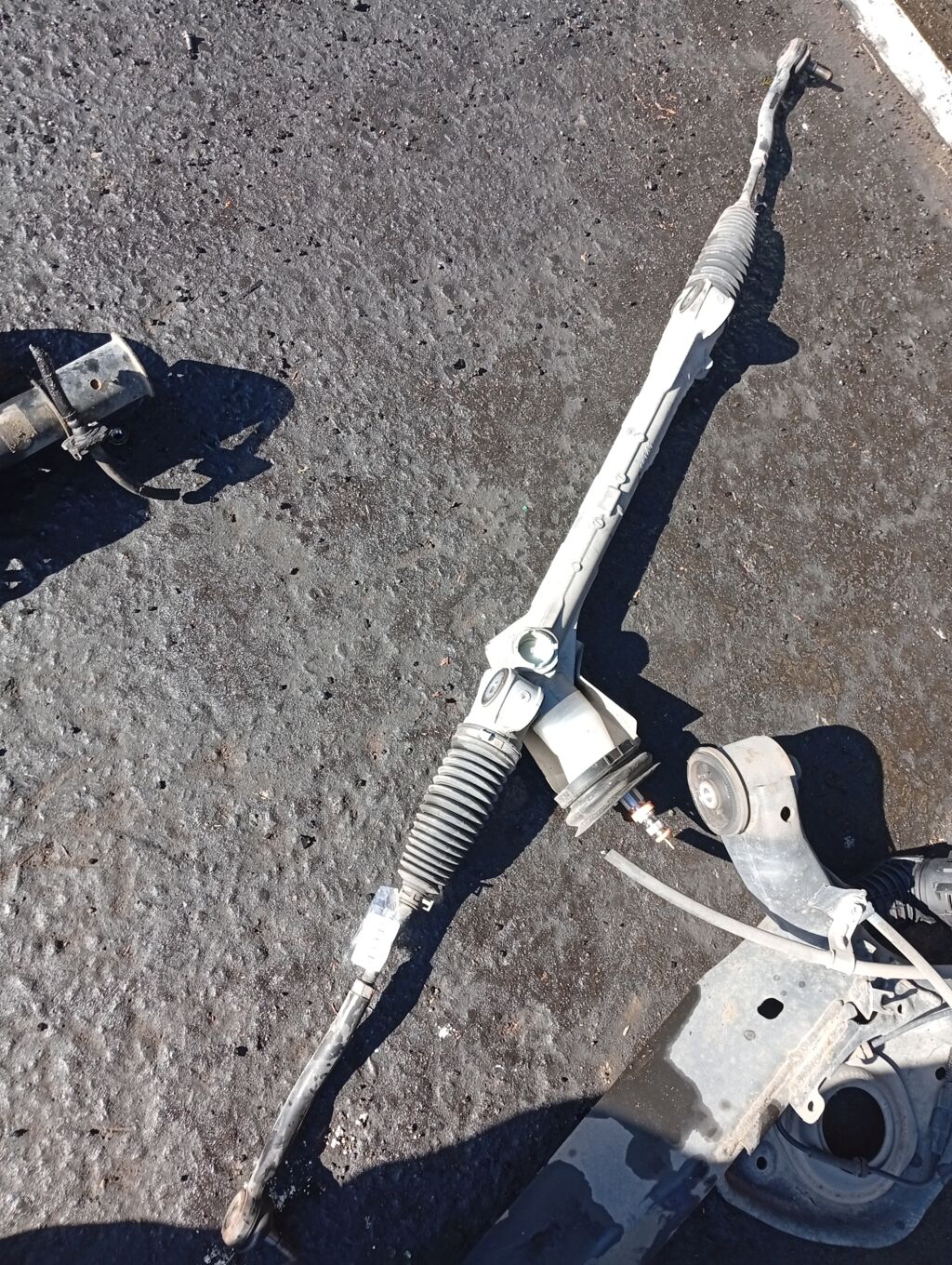 Рулевая рейка на Nissan Note E12 HR12DDR 48001-3VA0A