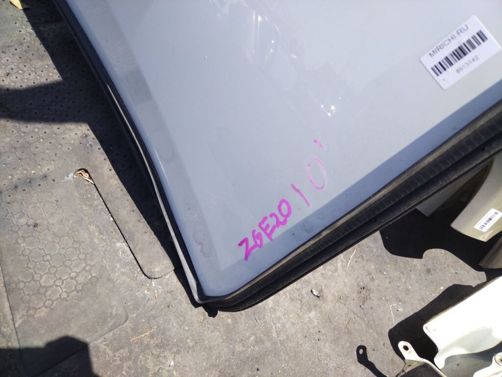 Капот на Toyota Wish ZGE20G