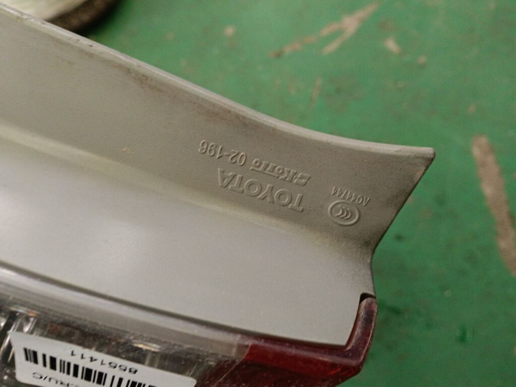 Стоп на Toyota Corolla ZRE151L 02-196, Левое расположение
