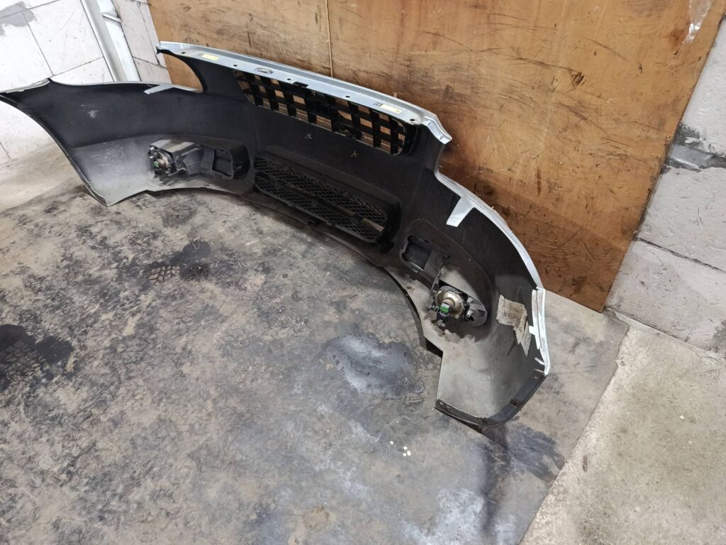 Бампер на Volvo C70 MC Фото 6