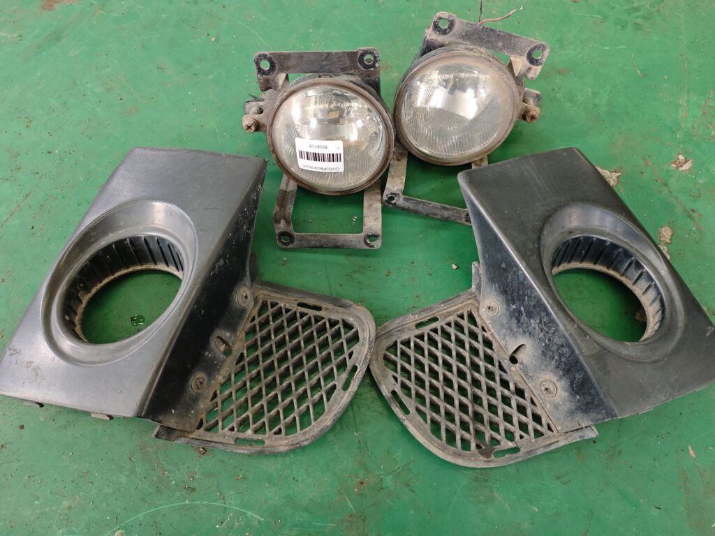 Туманка бамперная на Hyundai Tucson JM 101-1503 86558-2E000  86557-2E000