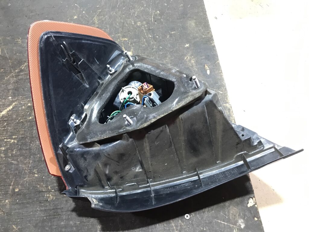 Стоп P4088 P4088 на Nissan Tiida Latio SC11 Фото 3