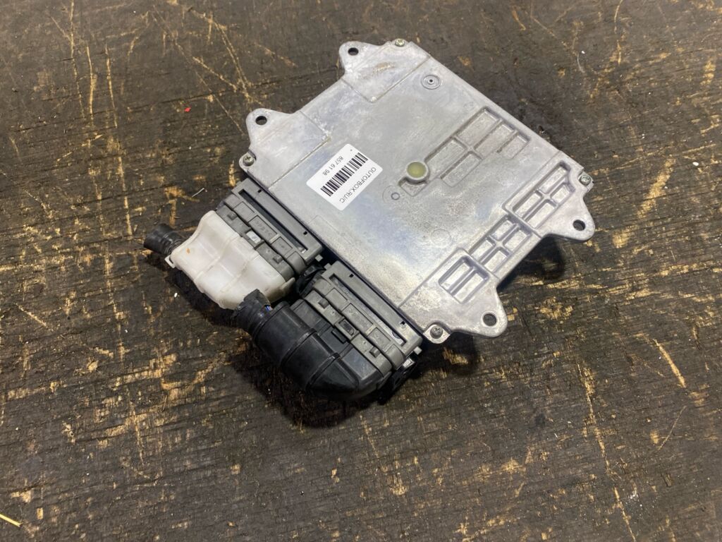 Блок EFI на Mitsubishi Colt Z27A 4G15T Фото 3