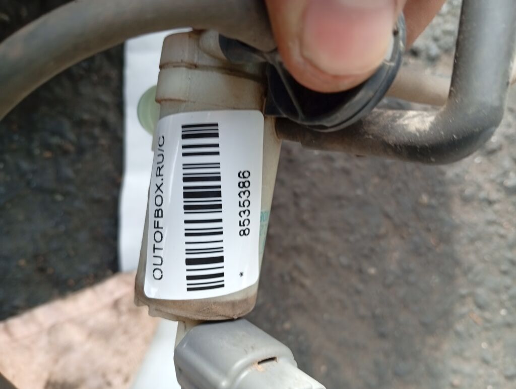 Насос омывателя стекла на Nissan Serena C26 MR20DD