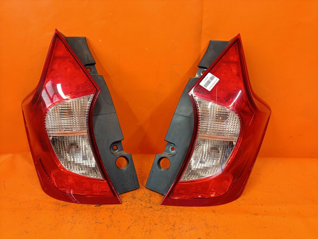 Стоп на Nissan Note E12 D117
