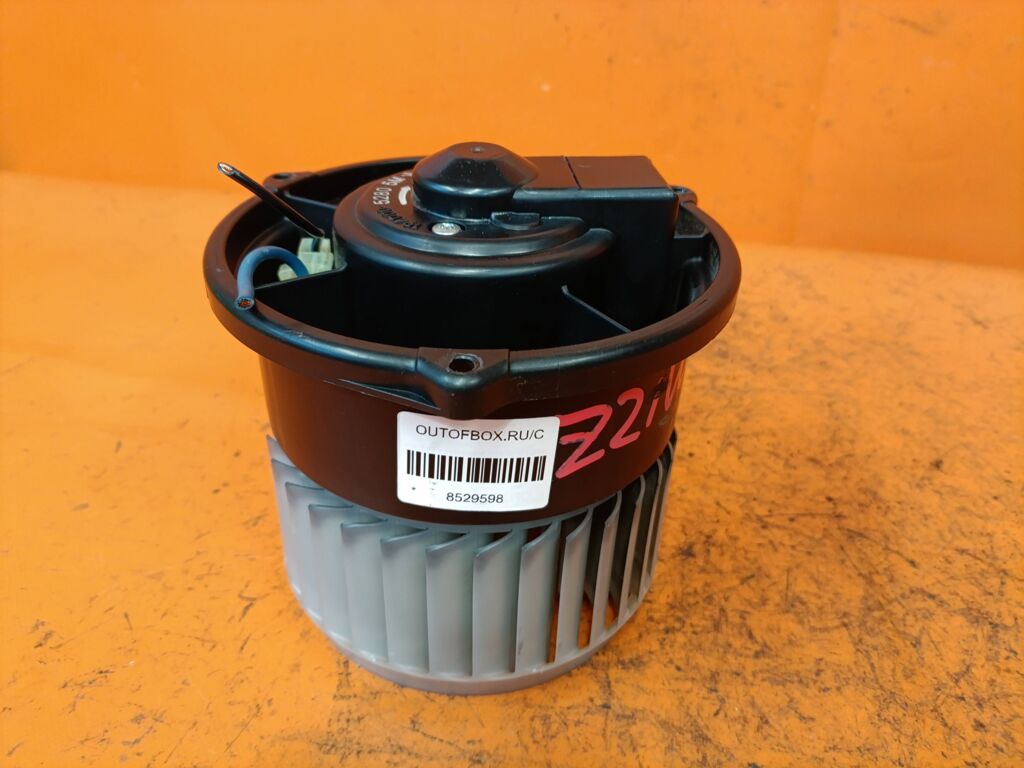 Мотор печки на Mitsubishi Colt Plus Z21W MN140153
