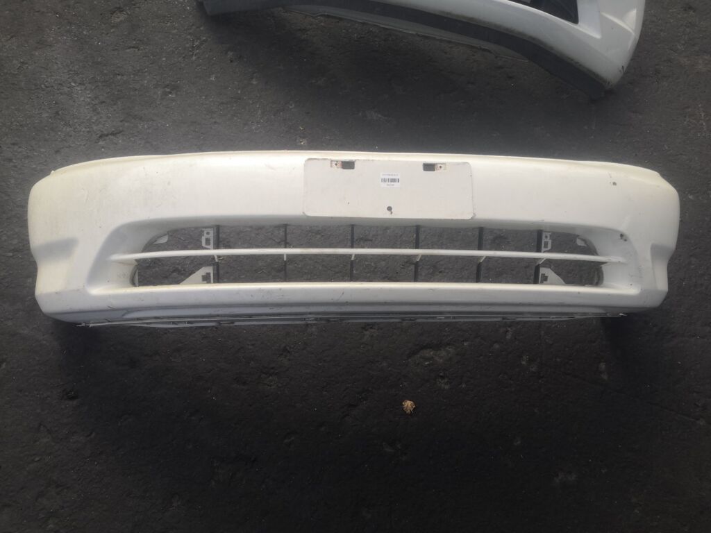 Бампер на Honda Stream RN1 71101-S7A-ZZ00, Переднее расположение