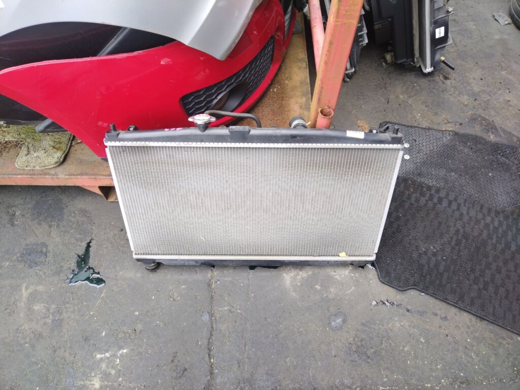 Радиатор ДВС на Honda Insight ZE2 LDA