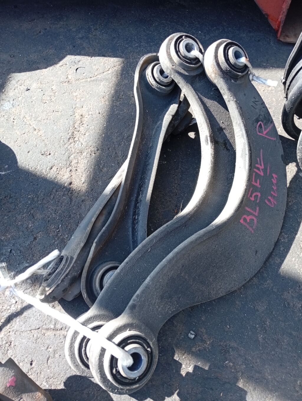 Рычаг на Mazda Axela BL5FW ZY-VE, Заднее Верхнее расположение