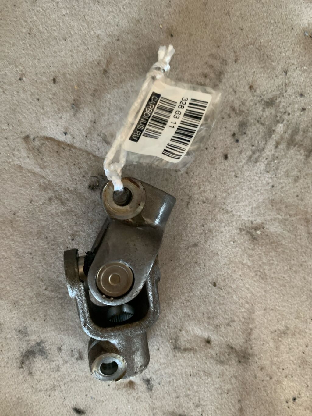 Рулевой карданчик на Toyota Vitz SCP10 45209-52010  45209-52020, Нижнее расположение
