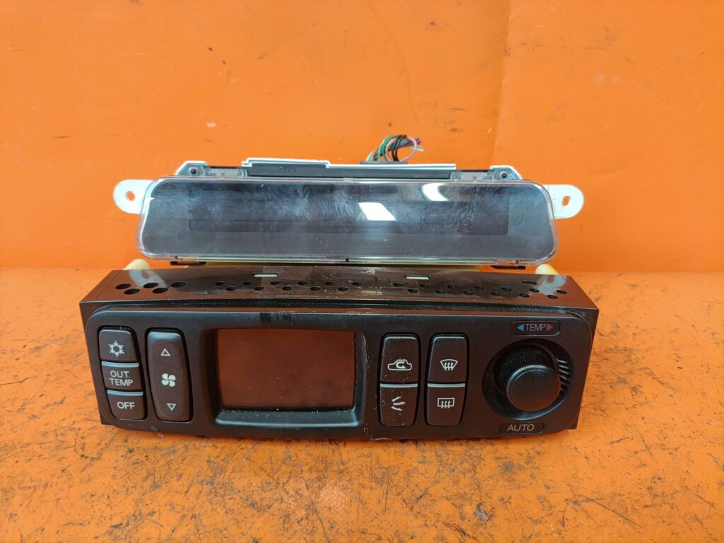 Блок управления климатконтроля на Mitsubishi Diamante F34A MR513488