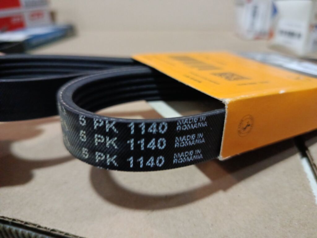 Ремень ручейковый CONTINENTAL на Honda Fit GD1 Фото 2