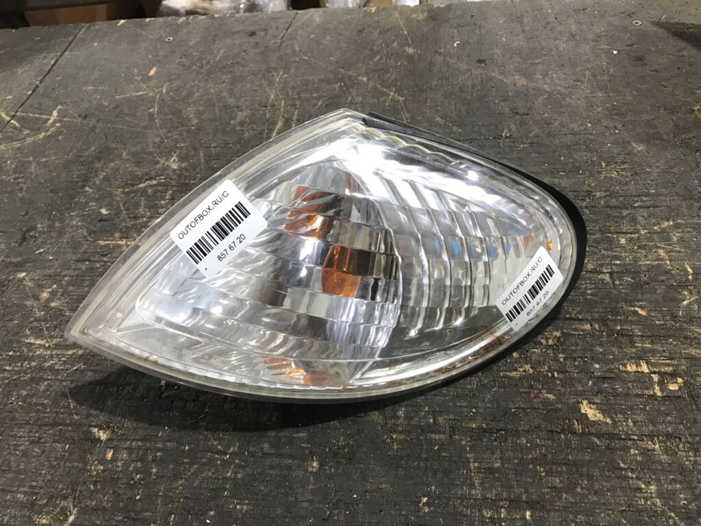 Поворотник к фаре на Nissan Bluebird Sylphy QG10 1494, Левое расположение