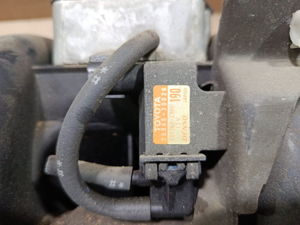 Коллектор впускной на Toyota Mark II GX100 1G-FE 17101-70100