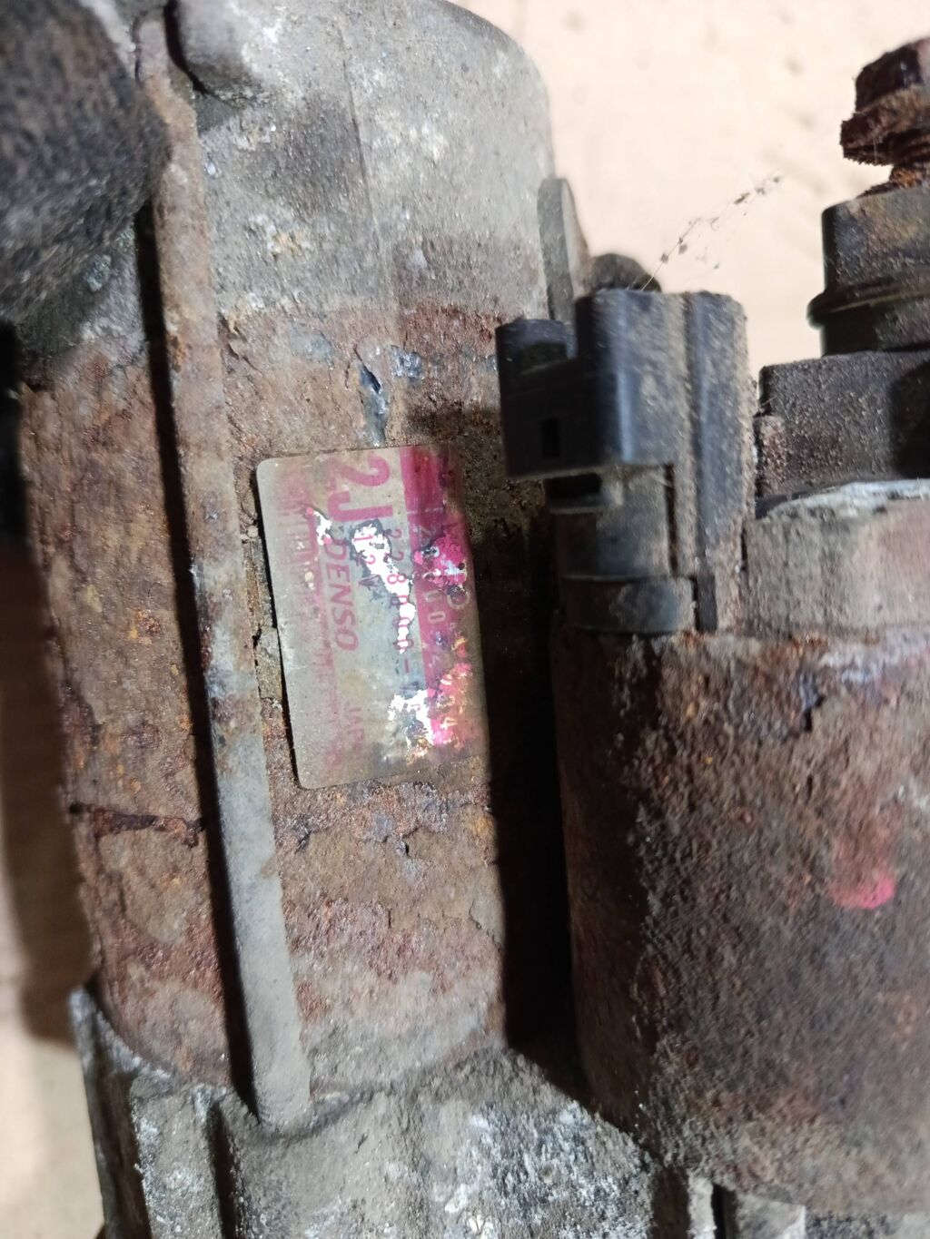 Стартер DENSO 28100-22040 на Toyota Vista ZZV50 1ZZ-FE Фото 4