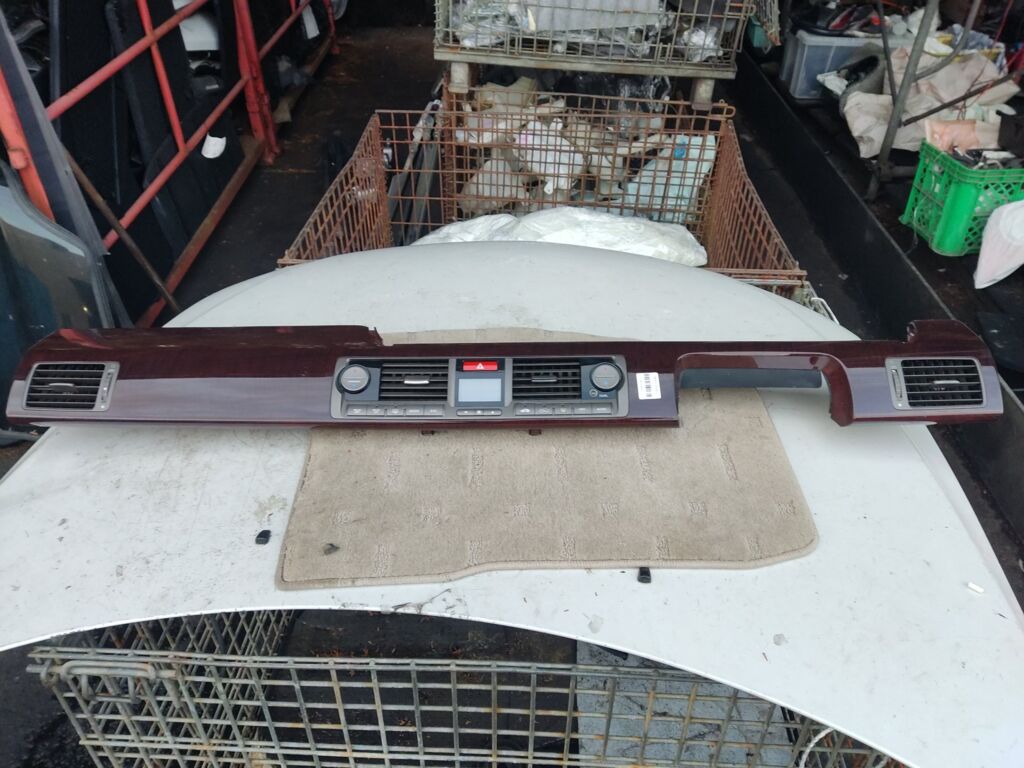Блок управления климатконтроля на Honda Elysion RR1 K24A 77240-SJK-0030