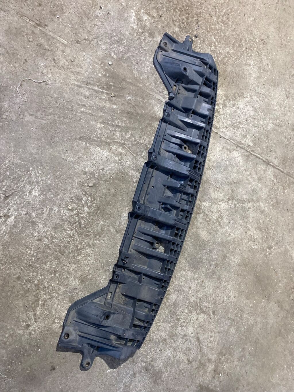 Защита бампера на Toyota Prius ZVW30 52618-47010, Переднее расположение