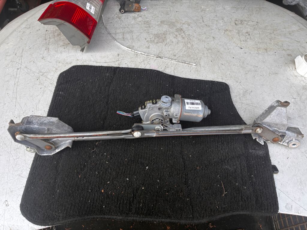 Мотор привода дворников на Toyota Lite Ace S402M 85110-BZ090