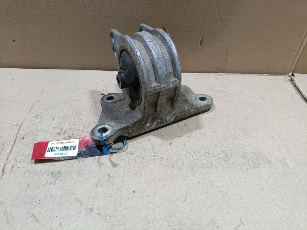 Подушка двигателя на Mitsubishi Chariot Grandis N94W 4G64 Фото 2