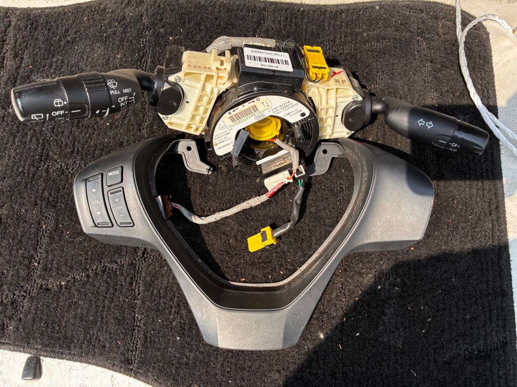 Шлейф-лента air bag на Honda Freed GB3