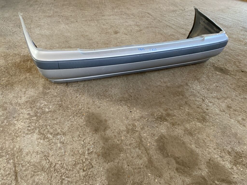 Бампер на Nissan Sunny FB15, Заднее расположение